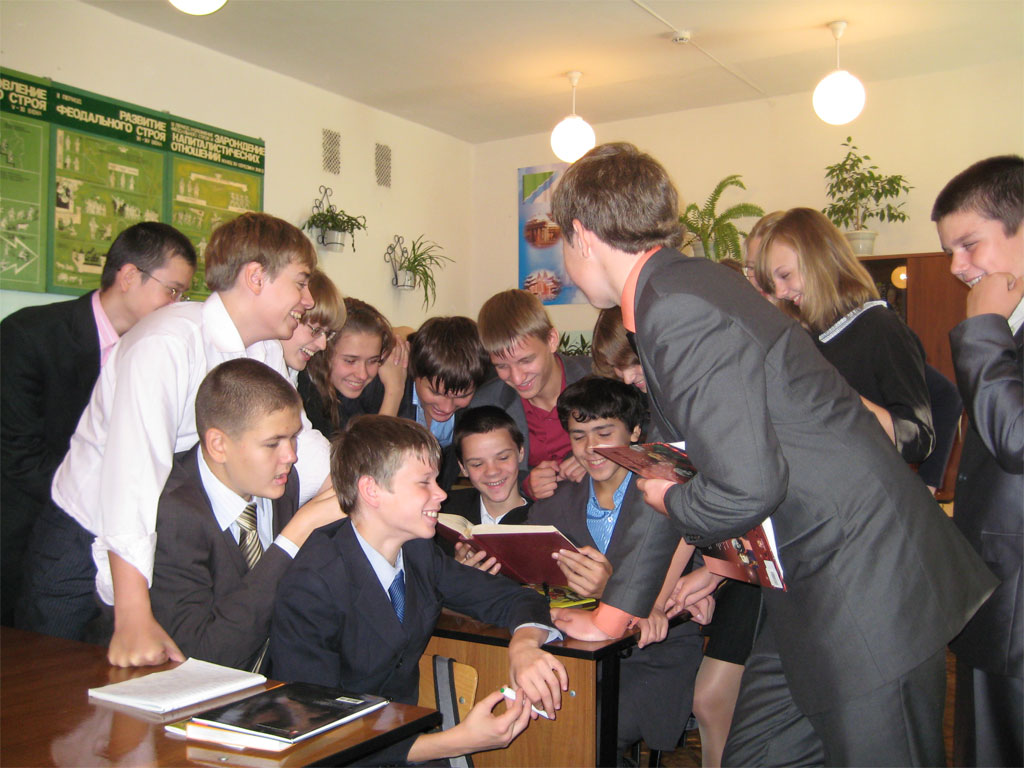 Гера Виктория, Полич Юлия, МБОУ СОШ № 4. Серия  «С книгой»
