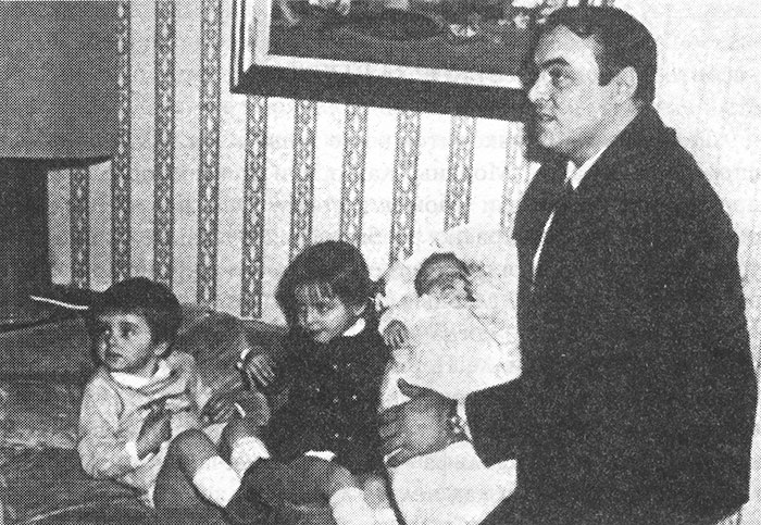 С дочерьми Лоренцой, Кристиной и Джулианой
