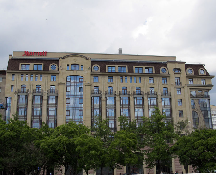 Отель Marriot
