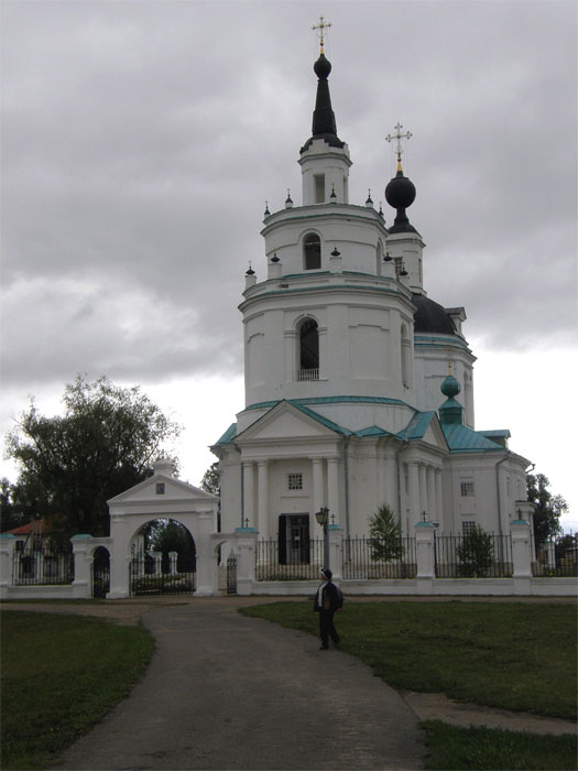 Успенская церковь построена в 1791 году. Восстановлена в 1999 г. к 200 летию А.С, Пушкина

